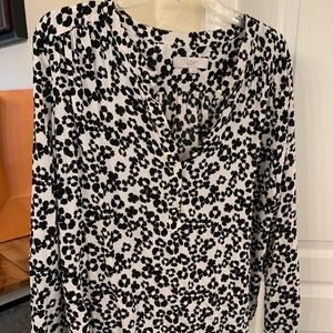 😍Bundle discount! Loft Long Sleeve Blouse 💝